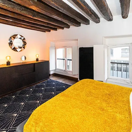 Pick A Flat'S Apartement In Place Des Vosges - Rue Saint-Gilles Parijs Buitenkant foto